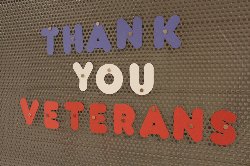 sign that reads Thank you veterans